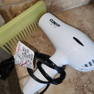 Blow Dryer & Comb