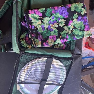 New never used Backpack picnic set