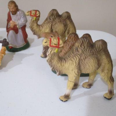 Vintage 14 Piece Nativity Set 1950's (TR)