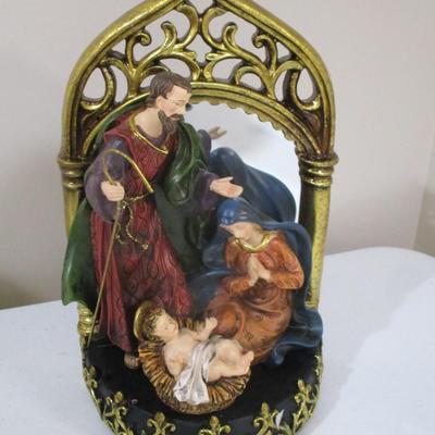Holy Family Mirrored Ceramic Nativity Set With Box (TR)