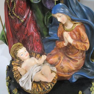 Holy Family Mirrored Ceramic Nativity Set With Box (TR)