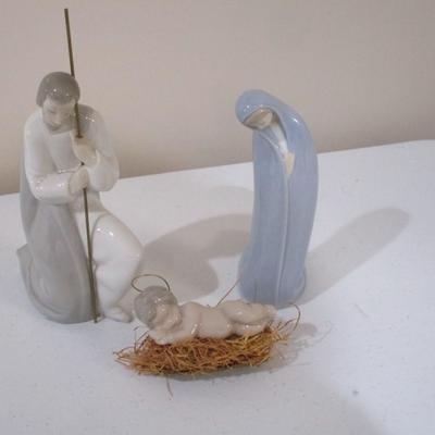 Lladro Nativity Holy Family Figurines (TR)