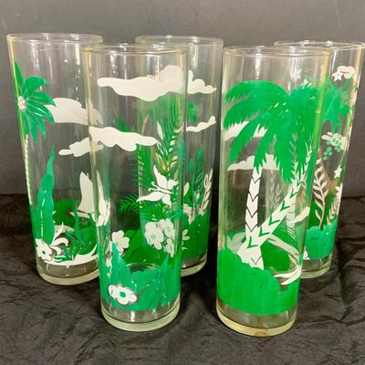 LOT 32: Vintage Kitchen Including Libby Tropical Tall Tom Collins Glasses, Strawberry Trays, Lemon Mugs, Wilpet Plastic Salt and Pepper...