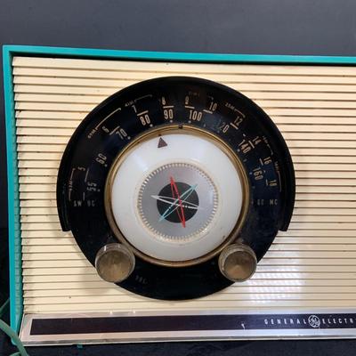 LOT 34: General Electric (GE) Atomic Dial Tube Radio “ Leave It To Beaver” Style in Aqua Blue