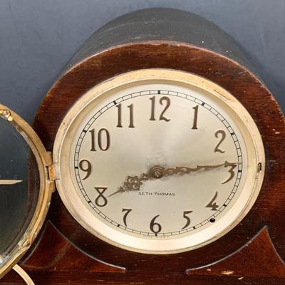 LOT40: Seth Thomas Electric Westminster Chime Mantel Clock