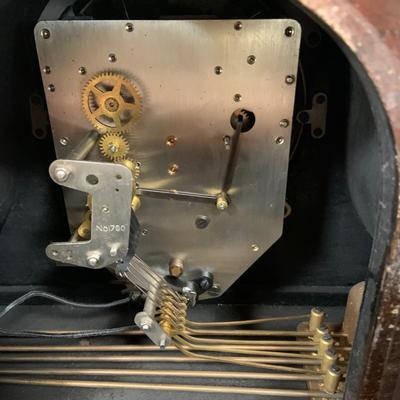 LOT40: Seth Thomas Electric Westminster Chime Mantel Clock