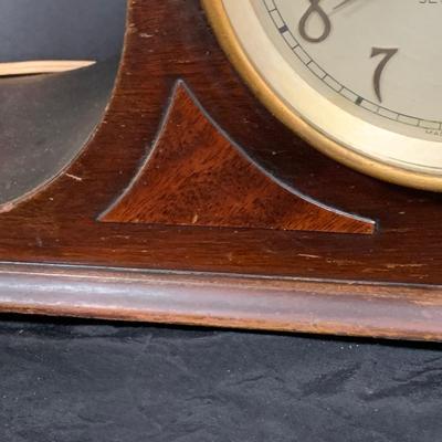 LOT40: Seth Thomas Electric Westminster Chime Mantel Clock