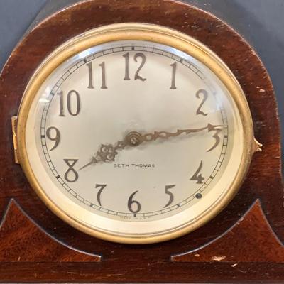 LOT40: Seth Thomas Electric Westminster Chime Mantel Clock