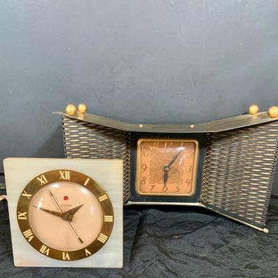 LOT 46: Vintage United Electric Atomic Space Clock and Telecron Electric Marble