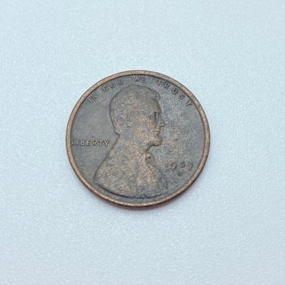 LOT 56: Three 1909 Pennies - (2) 1909 VDB and (1) 1909-S