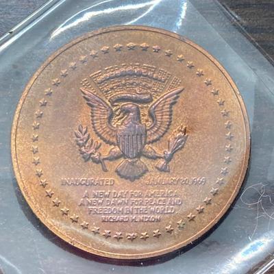 LOT 57: Eight Bronze Medals / Tokens - Richard Nixon, Gerald Ford, Ulysses S. Grant and More