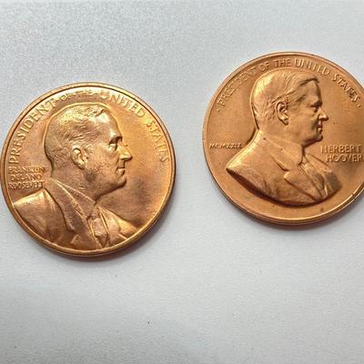 LOT 58: Eight Bronze Inaugurated Presidential Medals / Tokens in Large and Small Sizes (John F. Kennedy, Abraham Lincoln, Dwight D....