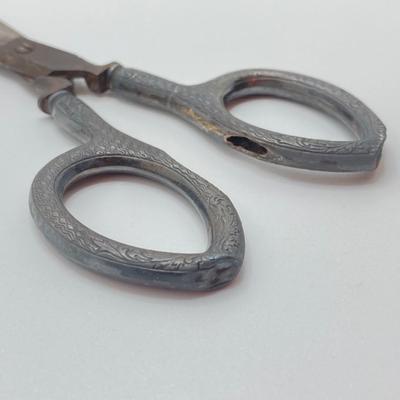 LOT 68: Vintage Pair of Scissors with Sterling Silver Handle