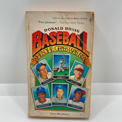 LOT 73: Vintage Baseball Collection - 1964 Metal Baseball Bottle Tops (Willie Mays, Hank Aaron, Mickey Mantle), Books, Stationary,...