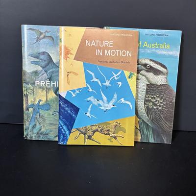 LOT 83 National Audubon Society Nature Program Sets, Science Program Set & Revell 1/96 Scale "Apollo" Model (unknown if...