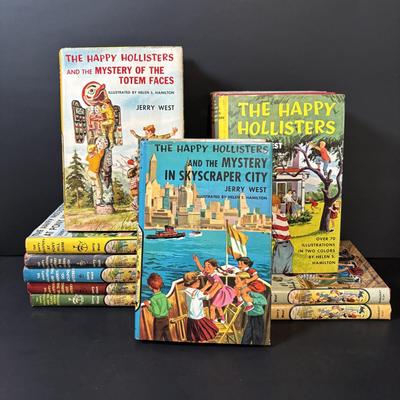 LOT 84: Vintage The Happy Hollisters Books