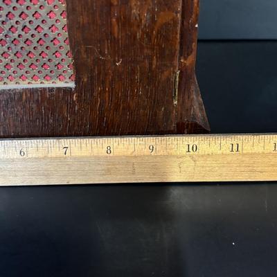 LOT 90: Antique Mantle Clock