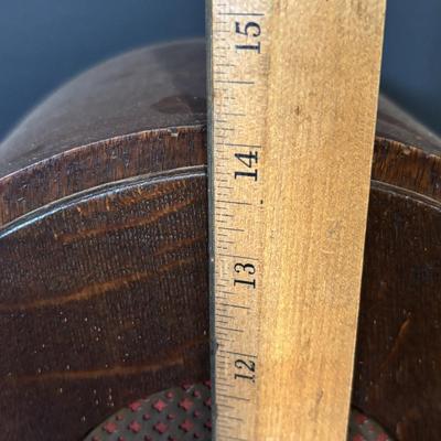LOT 90: Antique Mantle Clock
