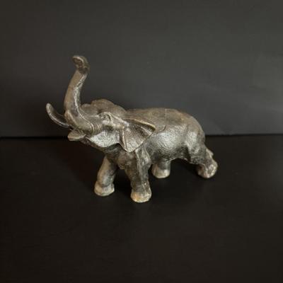 LOT 93: Wooden Carved Elephant Books Ends & Metal Elephant Figure