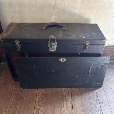 LOT 100: Vintage Toolbox with Precision/Machinist Tools and/or Parts