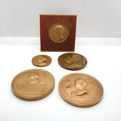 LOT 109: Bronze Medals / Tokens - Harry S. Truman and Major General Winfield Scott