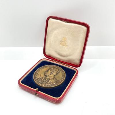 LOT 114: King George V / Queen Mary 1911 Coronation Medal in Case and 1897 Victoria Annvm Regni Sexagesimvm Feliciter Clavdit XX Ivn...
