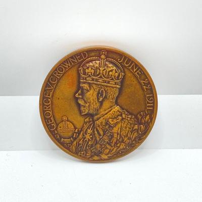 LOT 114: King George V / Queen Mary 1911 Coronation Medal in Case and 1897 Victoria Annvm Regni Sexagesimvm Feliciter Clavdit XX Ivn...