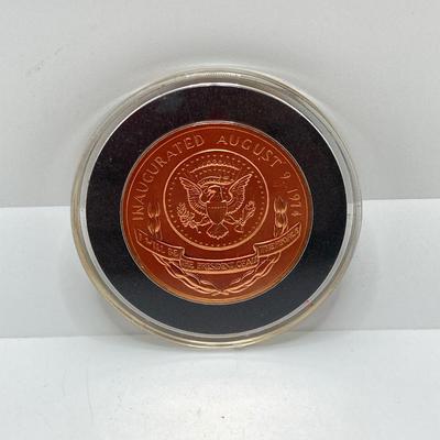 LOT 117: Seven Bronze Medals / Tokens - Richard Nixon, Gerald Ford, Chief Justice John Jay, Chief Justice John Rutledge, Chief Justice...