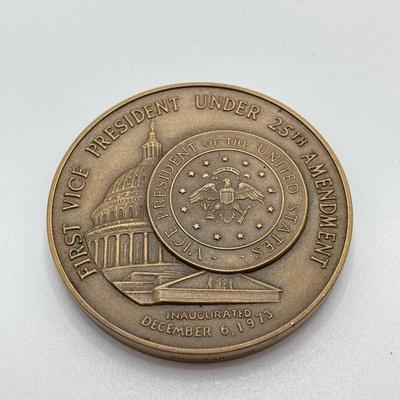 LOT 117: Seven Bronze Medals / Tokens - Richard Nixon, Gerald Ford, Chief Justice John Jay, Chief Justice John Rutledge, Chief Justice...