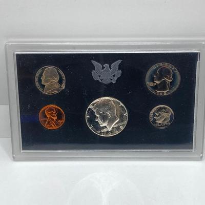 LOT 127: Three U.S. Mint Coin Proof Sets in Original Packages - 1968, 1980 and 1981