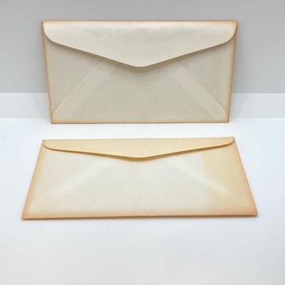 LOT 132: Four U.S. Mint Uncirculated Coin Sets in Original Envelopes - (2) 1980 and (2) 1981