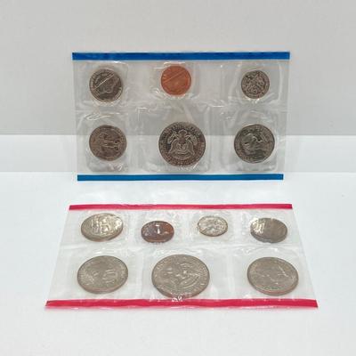 LOT 132: Four U.S. Mint Uncirculated Coin Sets in Original Envelopes - (2) 1980 and (2) 1981