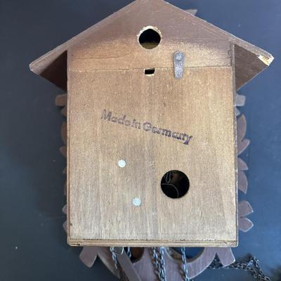 LOT 140: Vintage Made in Germany Cuckoo Clock