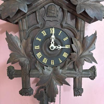 LOT 145: Vintage Cuckoo Clock: Amercian Cuckoo Clock Co., Philadelphia PA