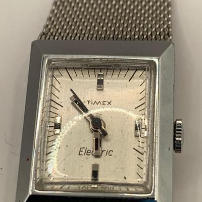 LOT 151: Vintage Wrist Watches Featuring Cimier Sport Chronograph Watch,Seville Quartz, Timex Seiko and More