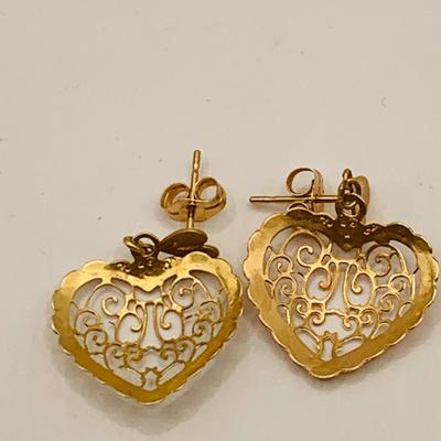 LOT 152: Yellow Gold Pierced Dangle Heart Shaped Earrings 1.2 g 14k Gold Marked on Post