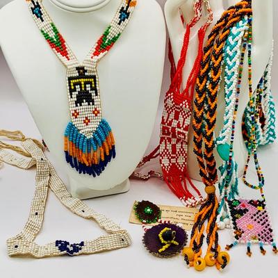 LOT 155 Antique/Vintage Native American Beaded Jewelry and More