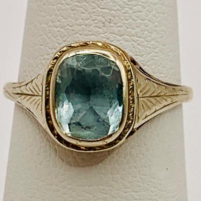 LOT 158: 14K Gold Art Deco Aquamarine Ring Size 5.5 - 2.3gtw