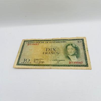 LOT 178: Collection of Foreign Currency Luxembourg, Cyprus, Greece, Canada, Mexico and Hong Kong