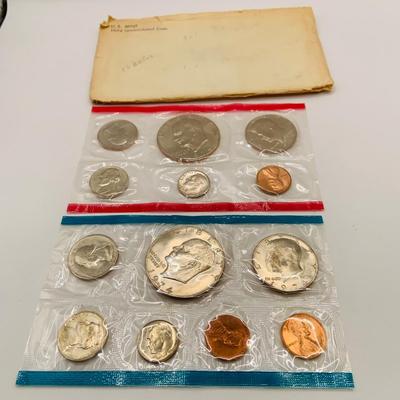 LOT:: US Mint Uncirculated Coin Sets 1971, 1972 & 1974