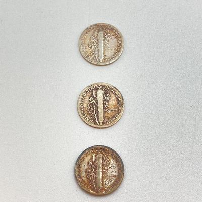 LOT 250: Silver U.S. Coins - (1) 1951 Benjamin Franklin Half Dollar Coin and (12) Mercury Dimes Dated 1916 to 1943