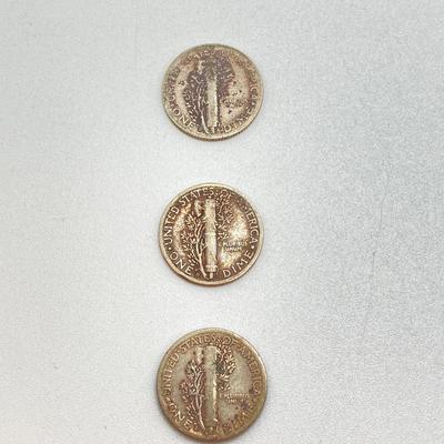 LOT 250: Silver U.S. Coins - (1) 1951 Benjamin Franklin Half Dollar Coin and (12) Mercury Dimes Dated 1916 to 1943