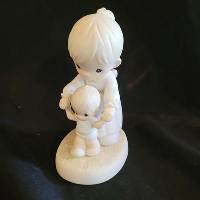 Precious Moments Figurines (DR-EL)