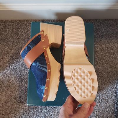 Wooden Clogs (7/8)-Aerosoles, Bass, Miss Albright and More (GB1-KD)