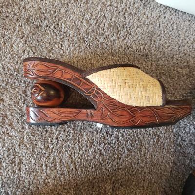Wooden Clogs (7/8)-Aerosoles, Bass, Miss Albright and More (GB1-KD)
