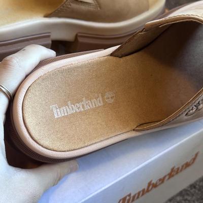 New in Box Timberland Sandals and Other Lightly Used Heeled Sandlas - Women’s Sizes 6.5-8 (GB1-DZ)