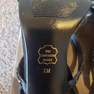 Dress Shoes (Size 7) Naturalizer, Nina, 9 West (GB1-KD)