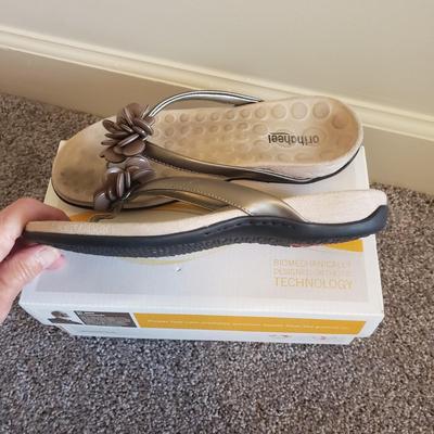 Summer Sandles (Size 7)-Clarks, Lindsay Phillips, Tonga and More (GB1-KD)