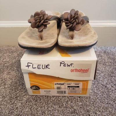 Summer Sandles (Size 7)-Clarks, Lindsay Phillips, Tonga and More (GB1-KD)