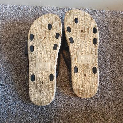 Summer Sandles (Size 7)-Clarks, Lindsay Phillips, Tonga and More (GB1-KD)